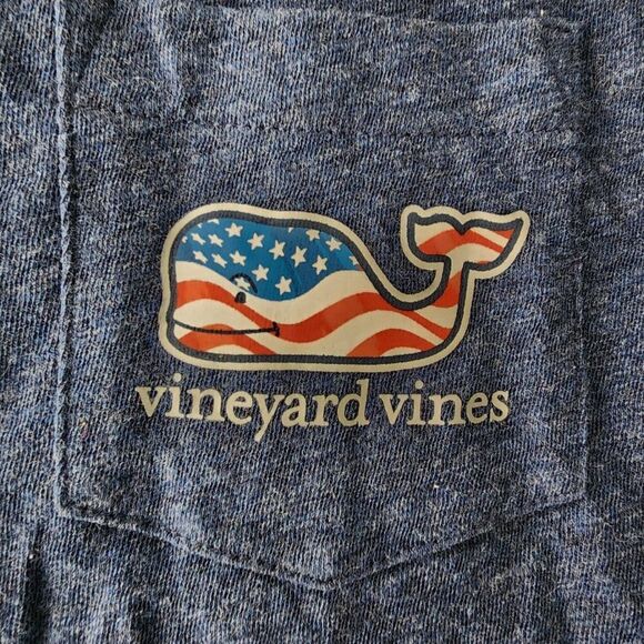 Vineyard Vines 100% Cotton T-Shirt | Women's M | American Flag Whale 4th July - Picture 3 of 6